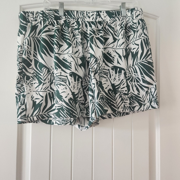 Skue Tropical Leaf Print Women's Shorts Size 2XL - Picture 1 of 3
